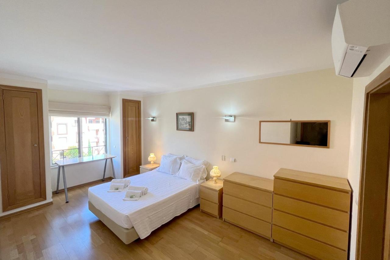 Apartment By The Beach With Parking And Wifi By Amcf Portimão Buitenkant foto
